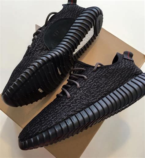 Yeezy boost v1